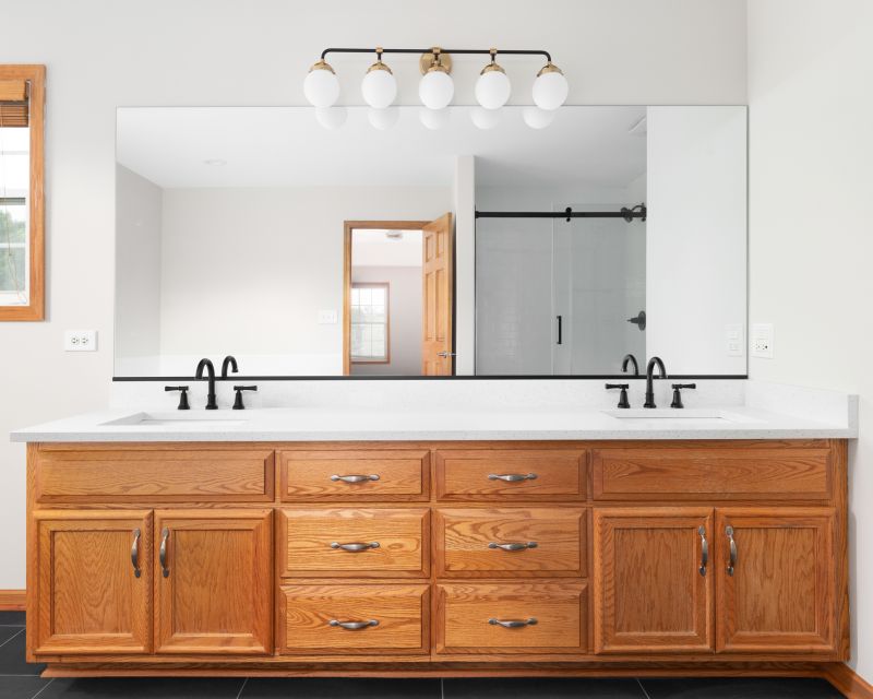 Stylish Vanity Lighting